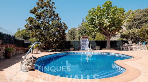 Chalet muy amplio, íntimo, práctico y con piscina!