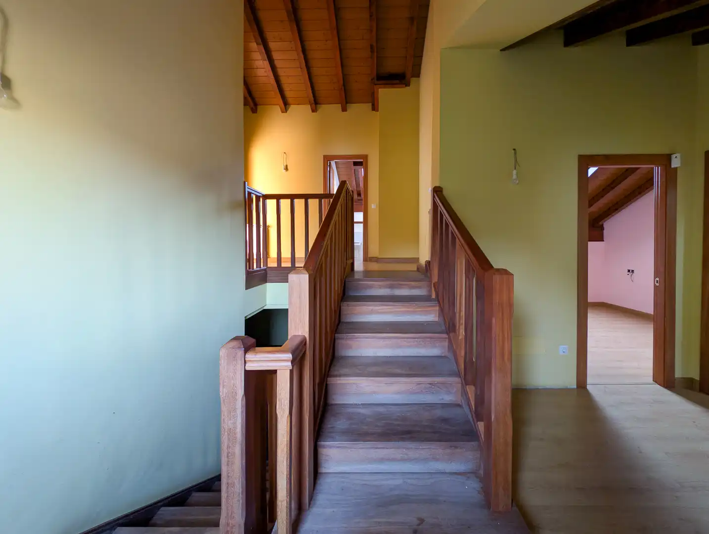 Casa o xalet en venda en Val de San Vicente  amb Calefacció, Terrassa i Traster