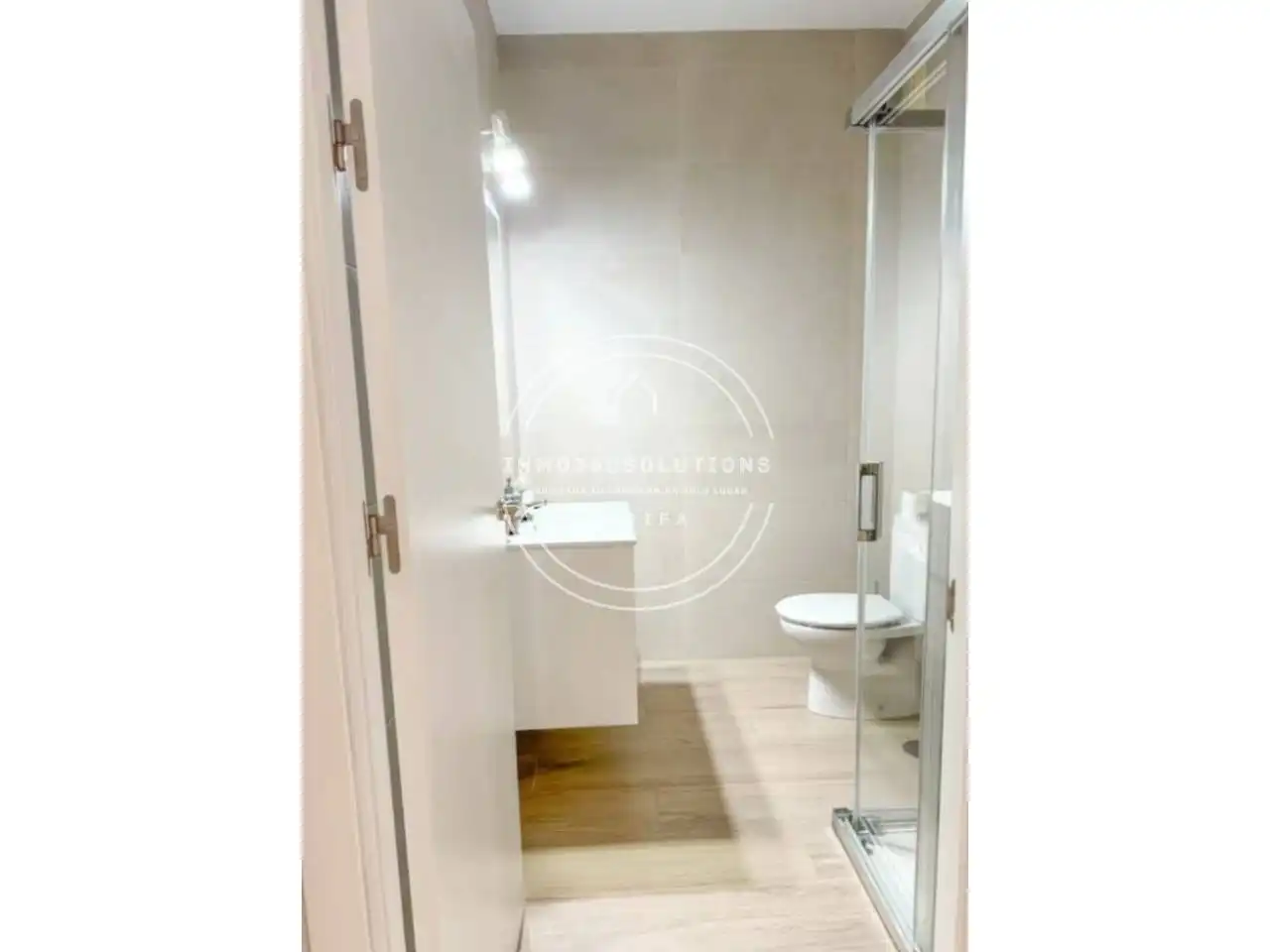 Baño de Piso de alquiler en Vejer de la Frontera con Amueblado y Balcón