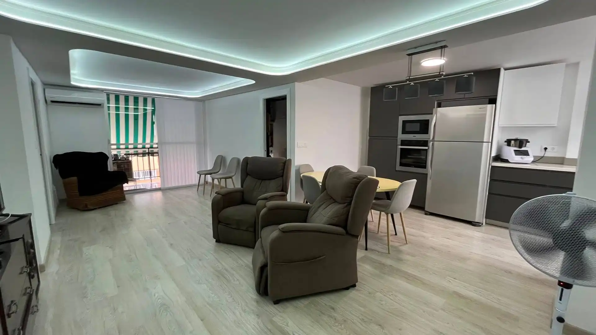 Piso con terraza en venta en Calle Calle Capitàn Gaspar Ortiz, imagen 7