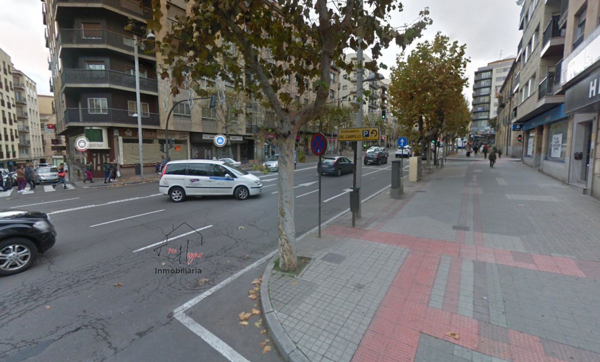 Exterior view of Garage for sale in Salamanca Capital