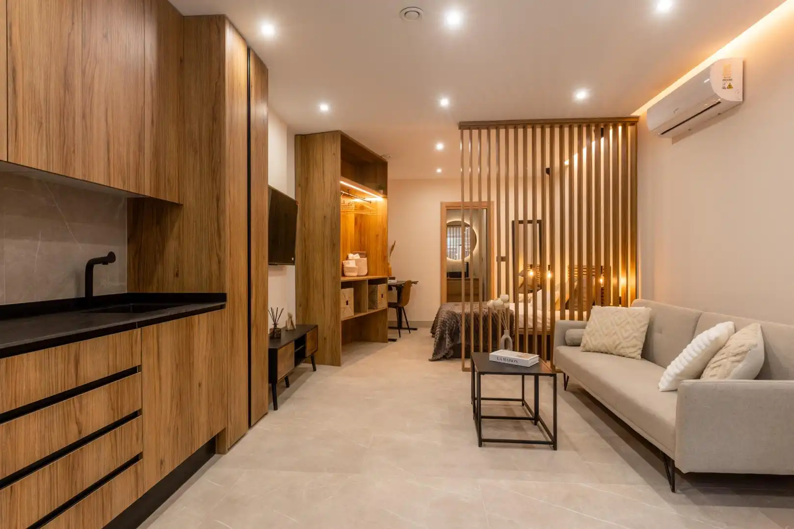 Living room of Lofts for sale in Granada  with Air Conditioner, Heating and Alarm