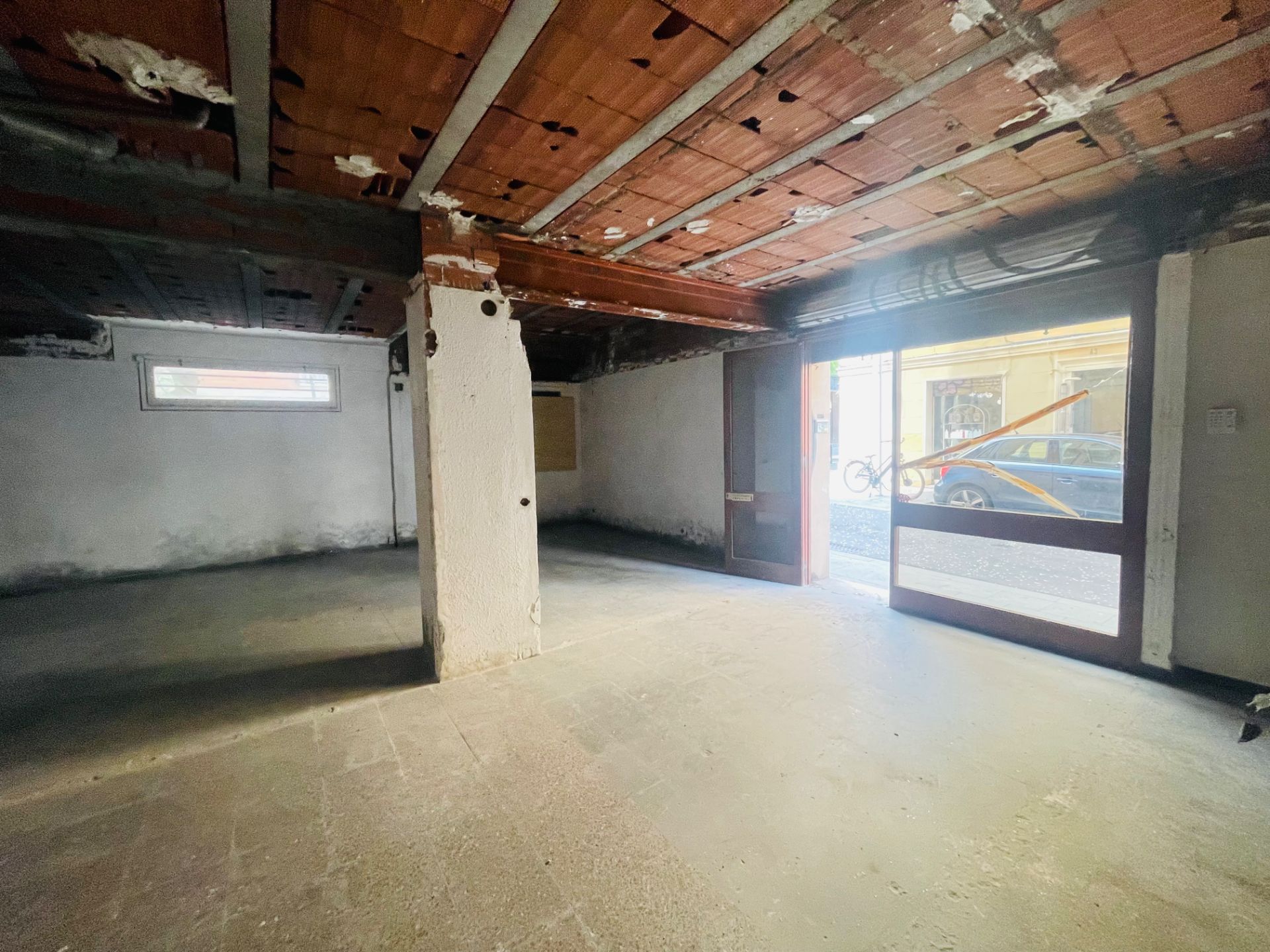 Local en venda en  Barcelona Capital amb Alarma