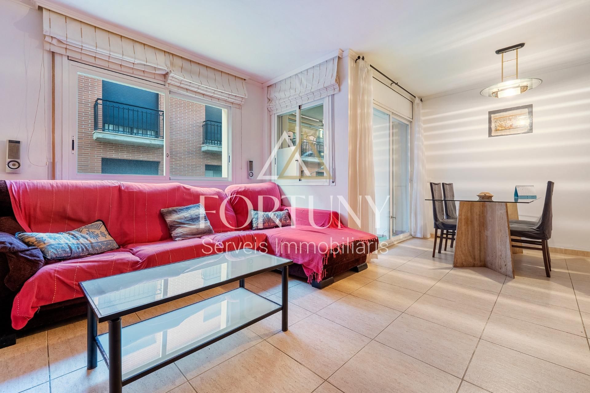 Exterior view of Flat for sale in Montbrió del Camp  with Private garden, Terrace and Balcony