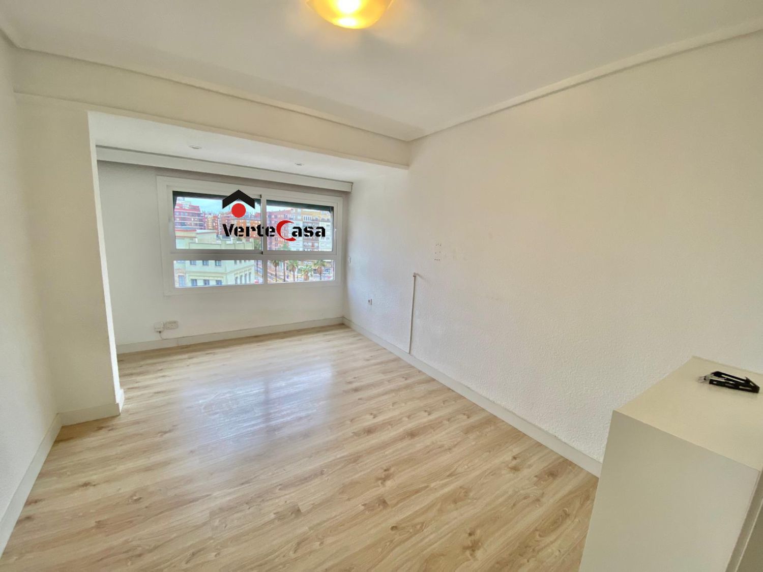 Wohnung zur Miete in DR. ZAMENHOFF, La Petxina, Extramurs