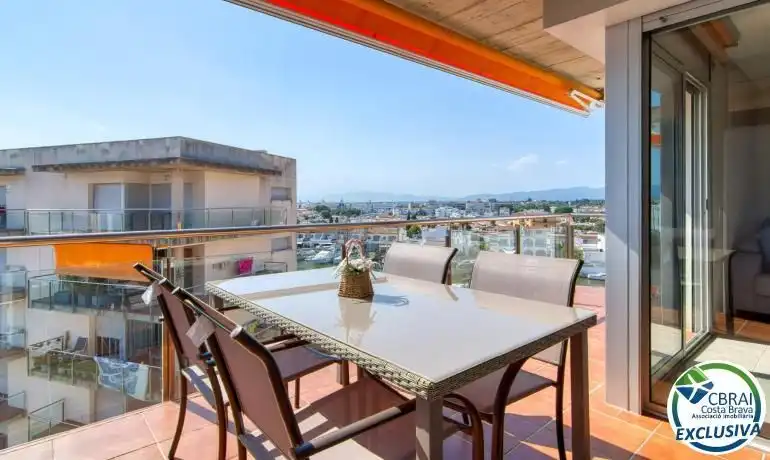 Terrace of Apartments for sale in Roses  with Air Conditioner and Furnished