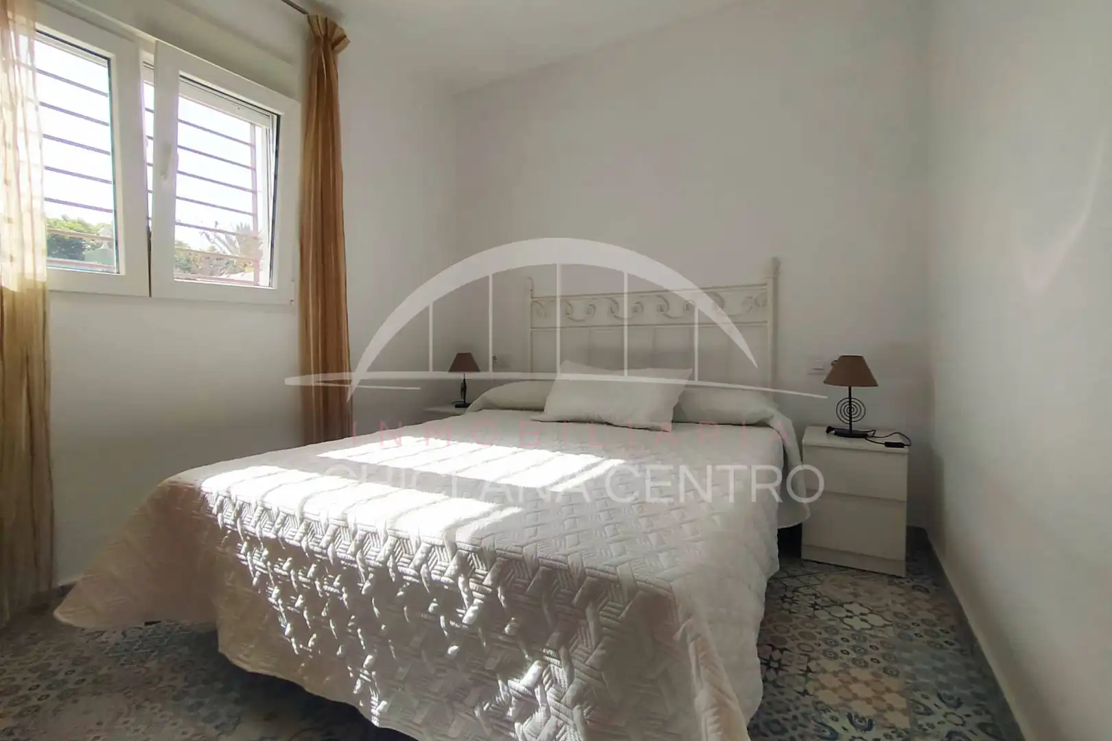 Chalet con piscina en venta en Las Lagunas - Campano, imagen 11