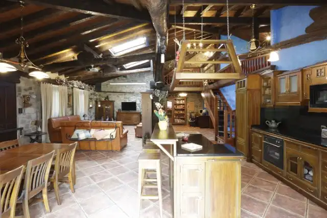 Cocina de Finca rústica en venta en Elgoibar con Calefacción, Jardín privado y Terraza