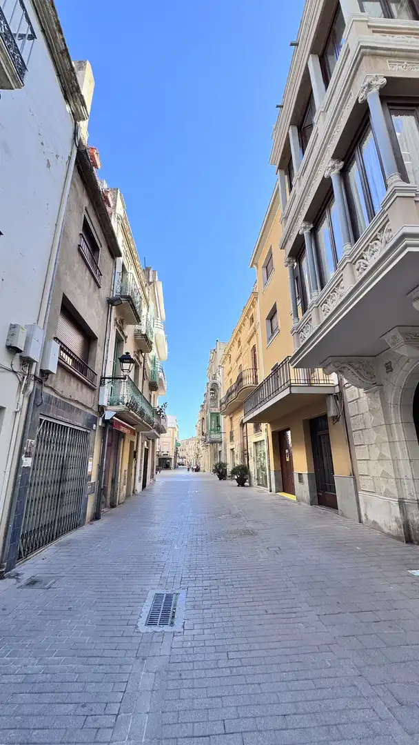 Vista exterior de Local de alquiler en L'Arboç con Amueblado y Alarma