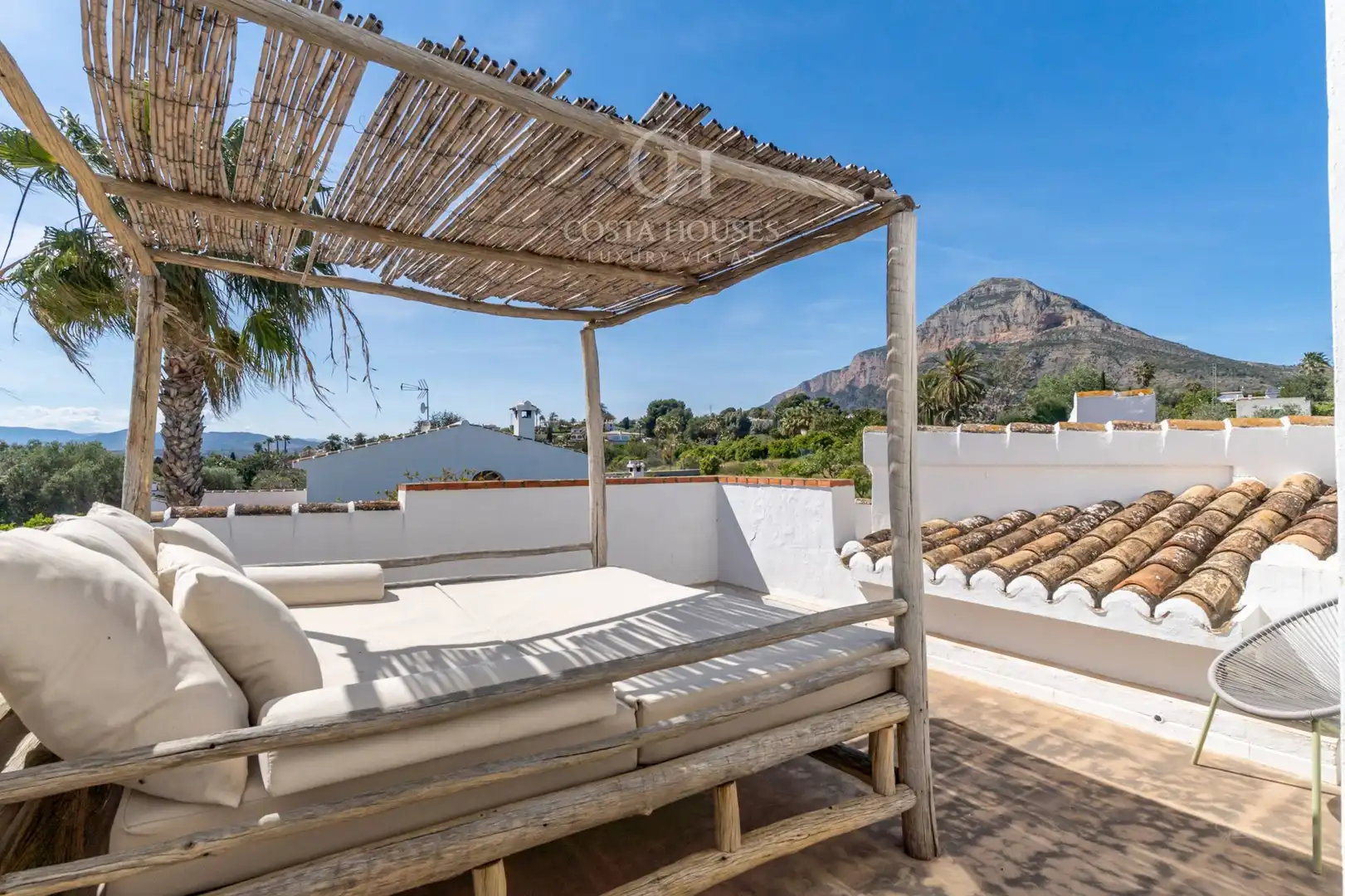 Terrace of Houses for sale in Jávea / Xàbia  with Air Conditioner, Heating and Private garden