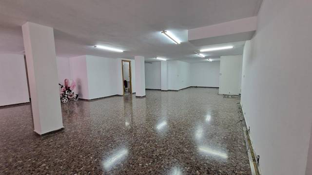 Local comercial en Alquiler en Tulell