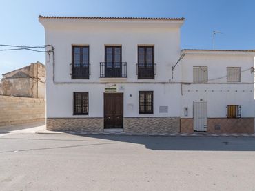 Casa amb balcó en venda a IGLESIA