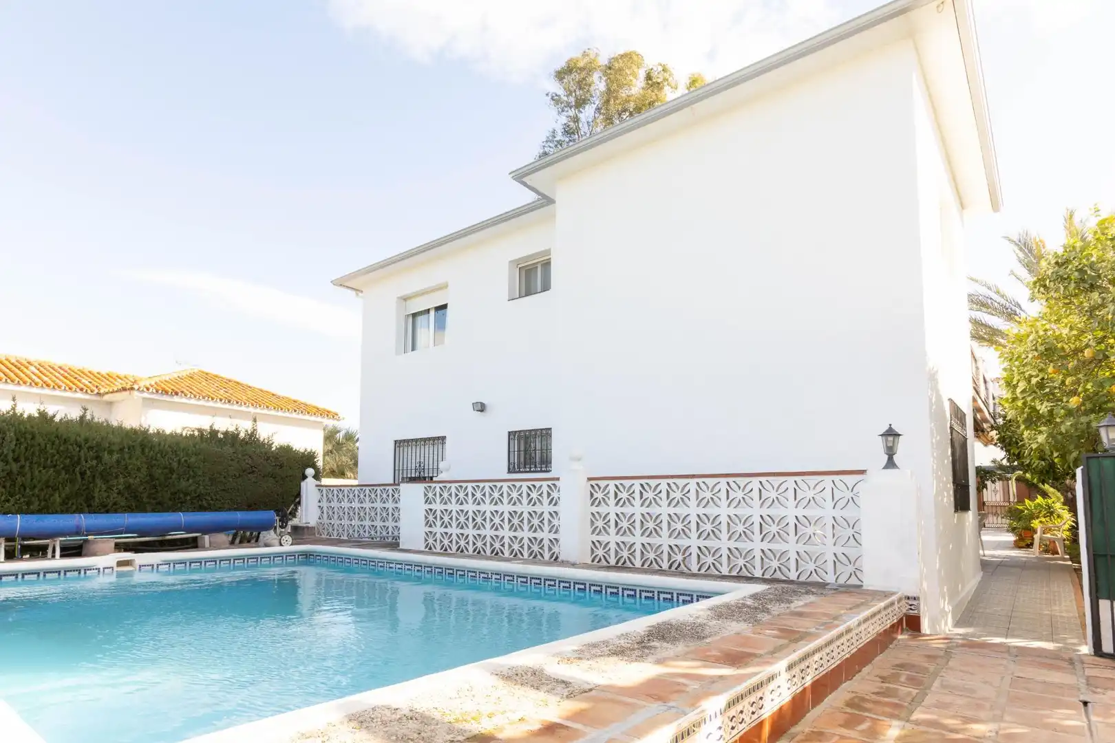 Swimming pool of Houses for sale in Málaga