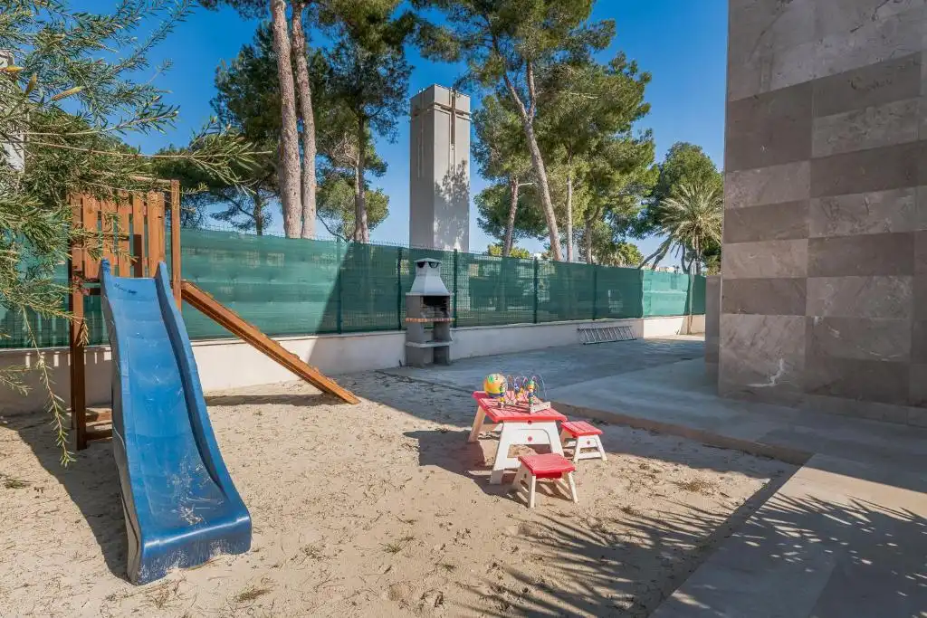 Jardí de Casa o xalet en venda en Muro amb Aire condicionat, Jardí privat i Terrassa