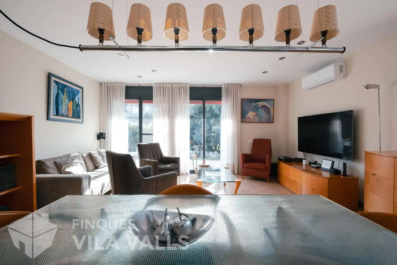 Sala d'estar de Casa o xalet en venda en Caldes de Montbui amb Calefacció, Jardí privat i Piscina