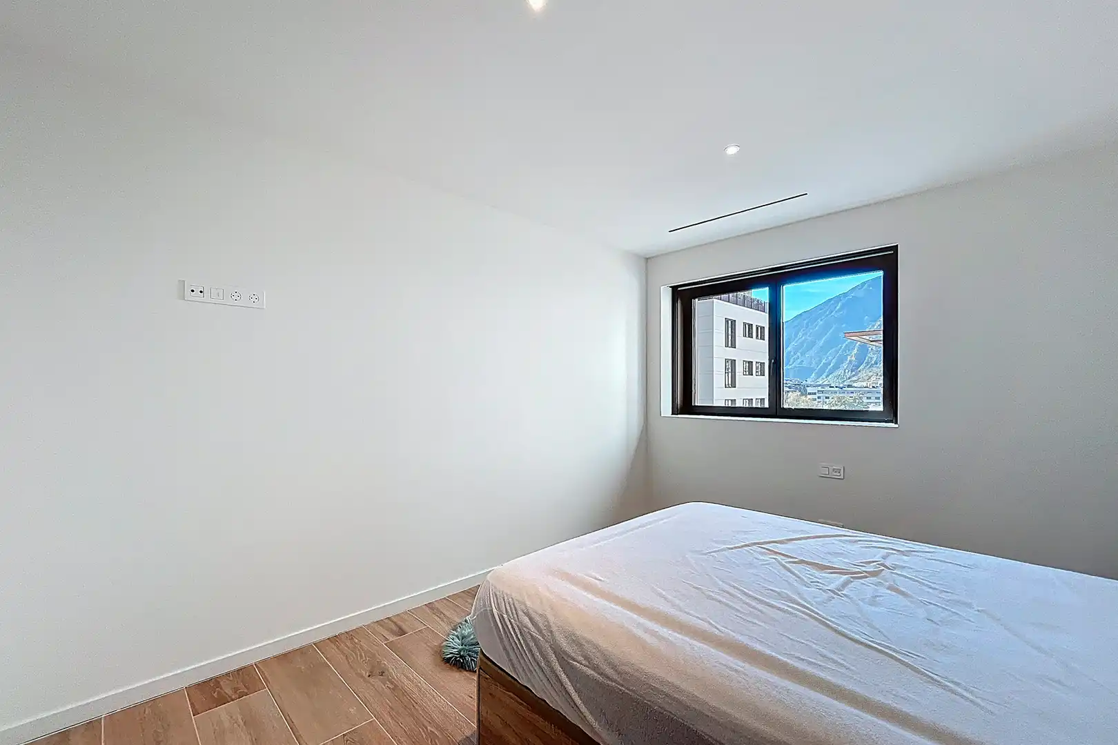 Bedroom of Apartments for sale in Escaldes – Engordany  with Parquet flooring and Terrace