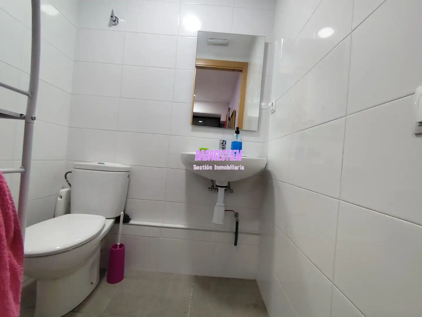 Local comercial en venda a Can Mariner, imagen 8