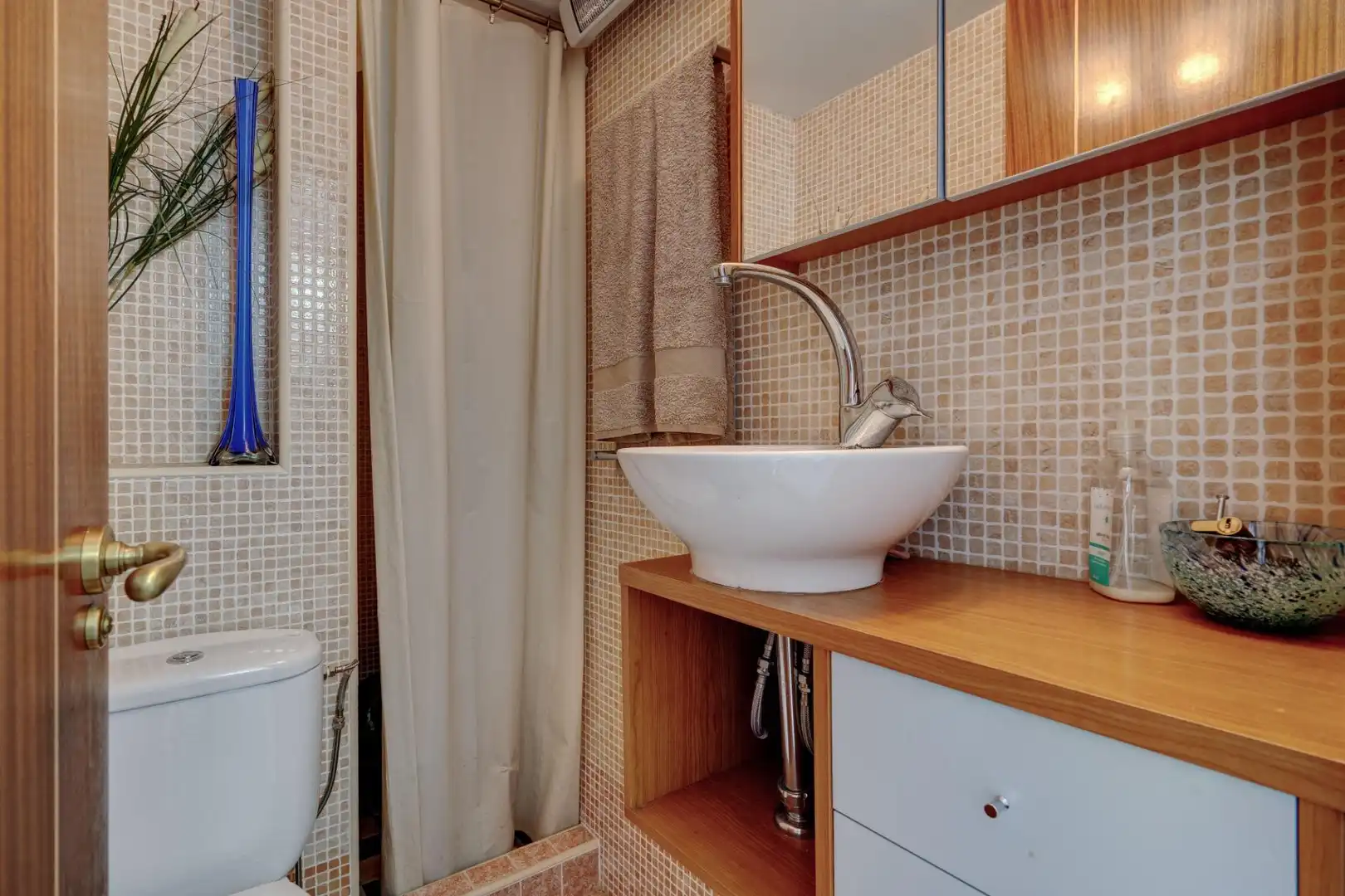 Baño de Piso en venta en Donostia - San Sebastián  con Calefacción, Trastero y Amueblado