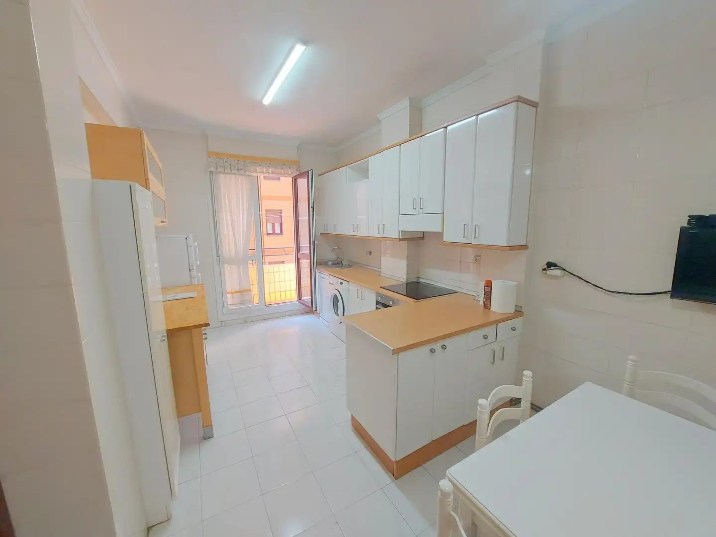 Kitchen of Flat for sale in Bilbao   with Heating, Furnished and Balcony