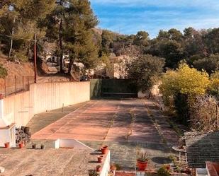 Jardí de Casa o xalet en venda en Montcada i Reixac amb Terrassa i Balcó