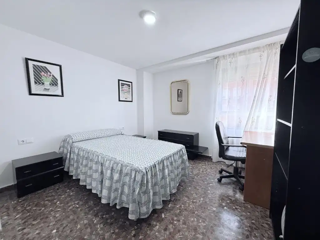 Bedroom of Flat for sale in Córdoba