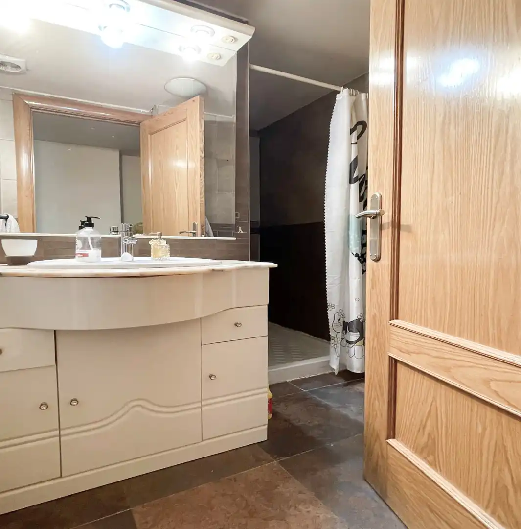 Baño de Piso en venta en Móstoles con Jardín privado