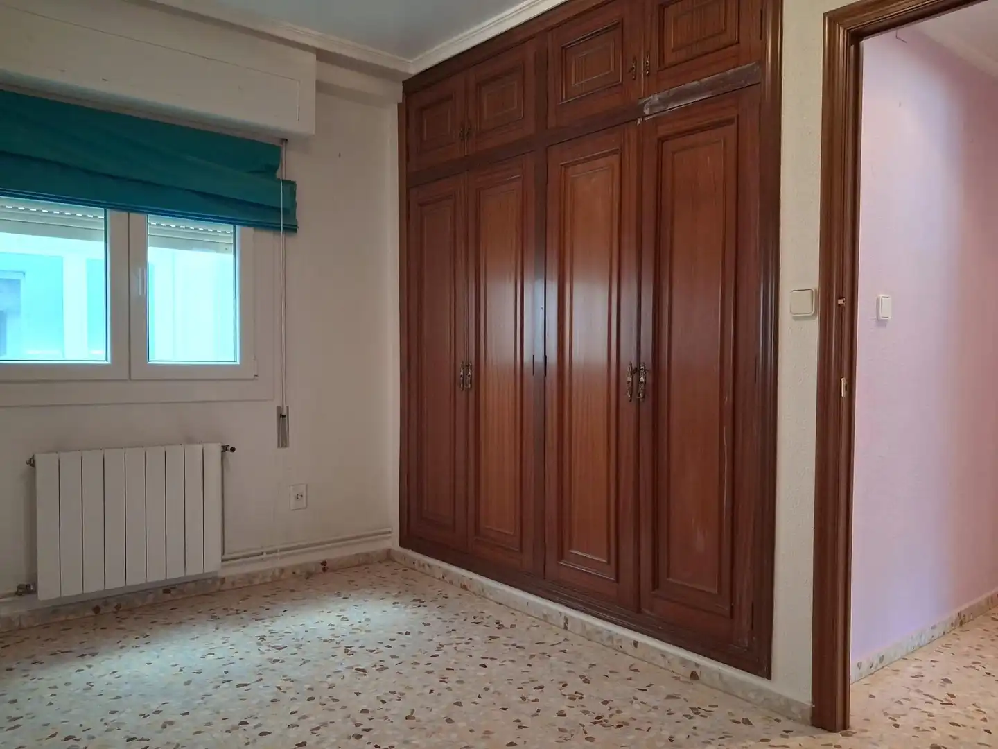 Bedroom of Flat for sale in Requena, Valencia