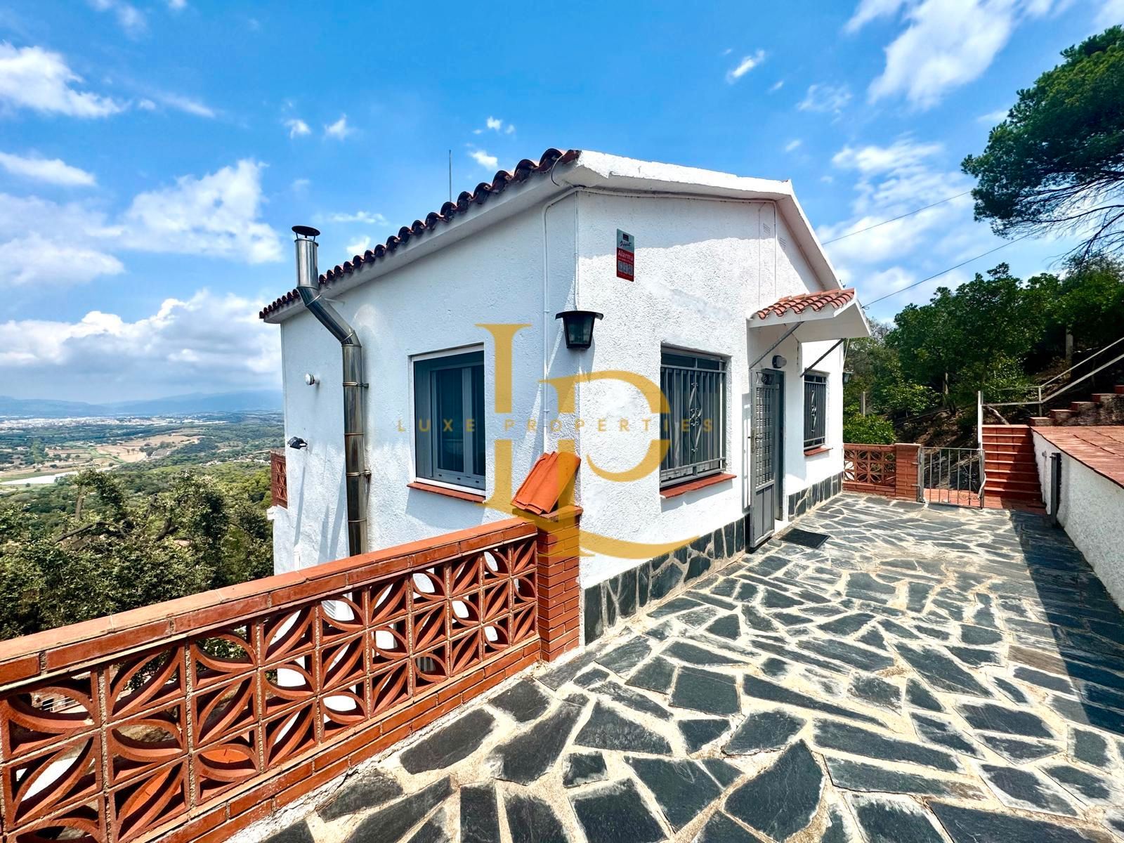 Exterior view of House or chalet for sale in Vilanova del Vallès  with Air Conditioner, Heating and Private garden