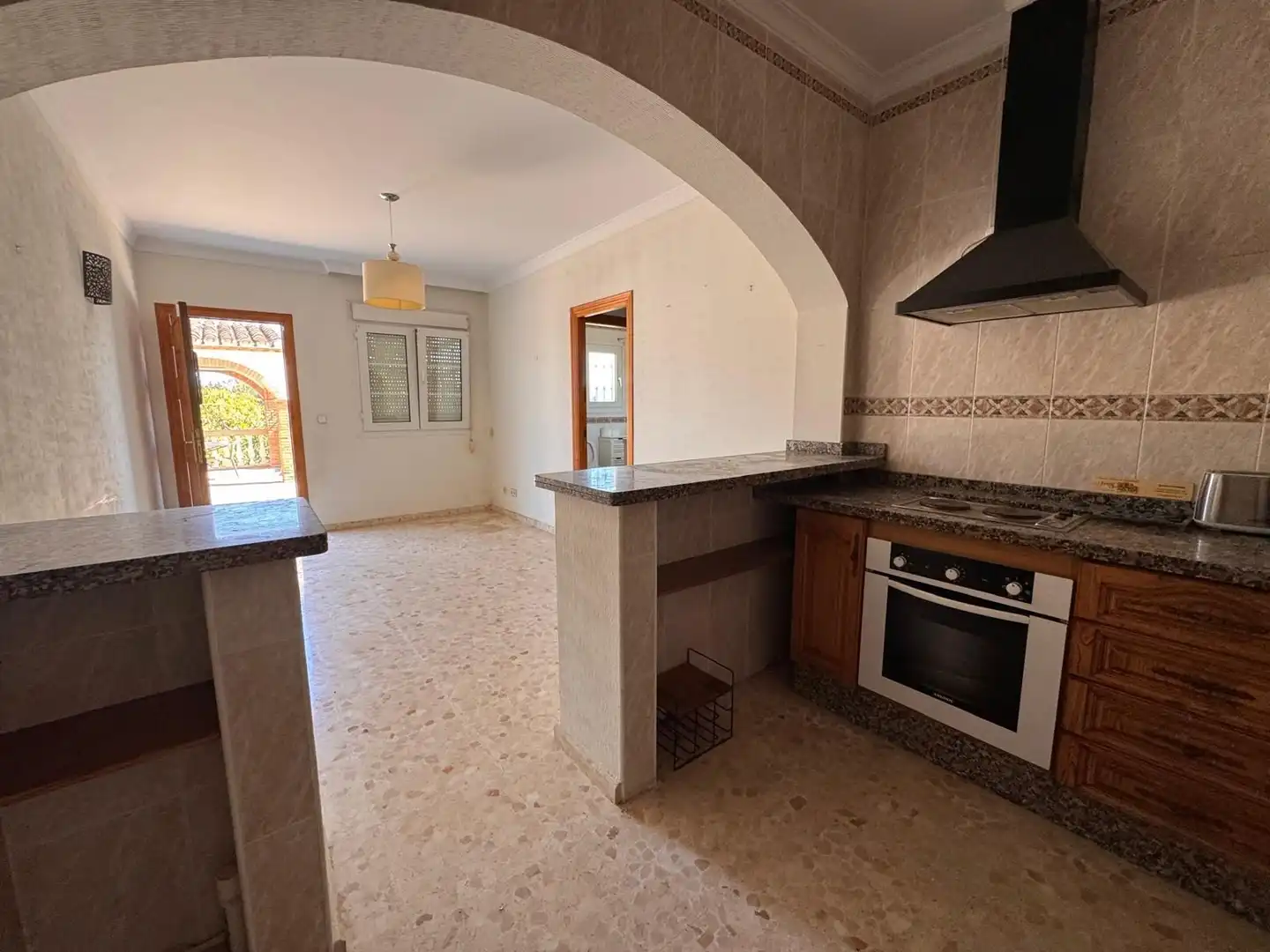 Cocina de Casa o chalet en venta en Estepona con Aire acondicionado, Calefacción y Jardín privado