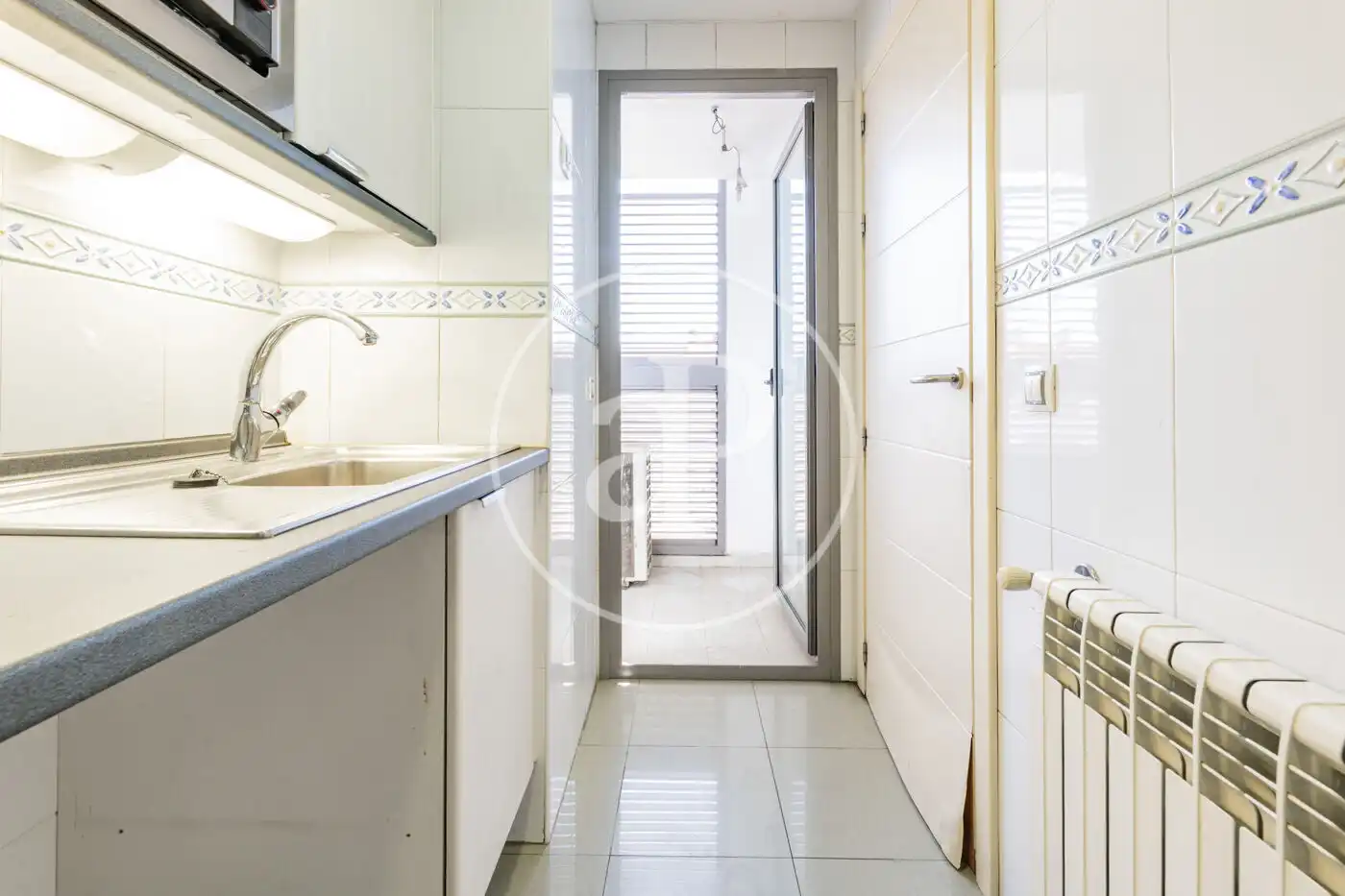 Cuina de Àtic en venda en Madrid amb Aire condicionat, Calefacció i Terrassa