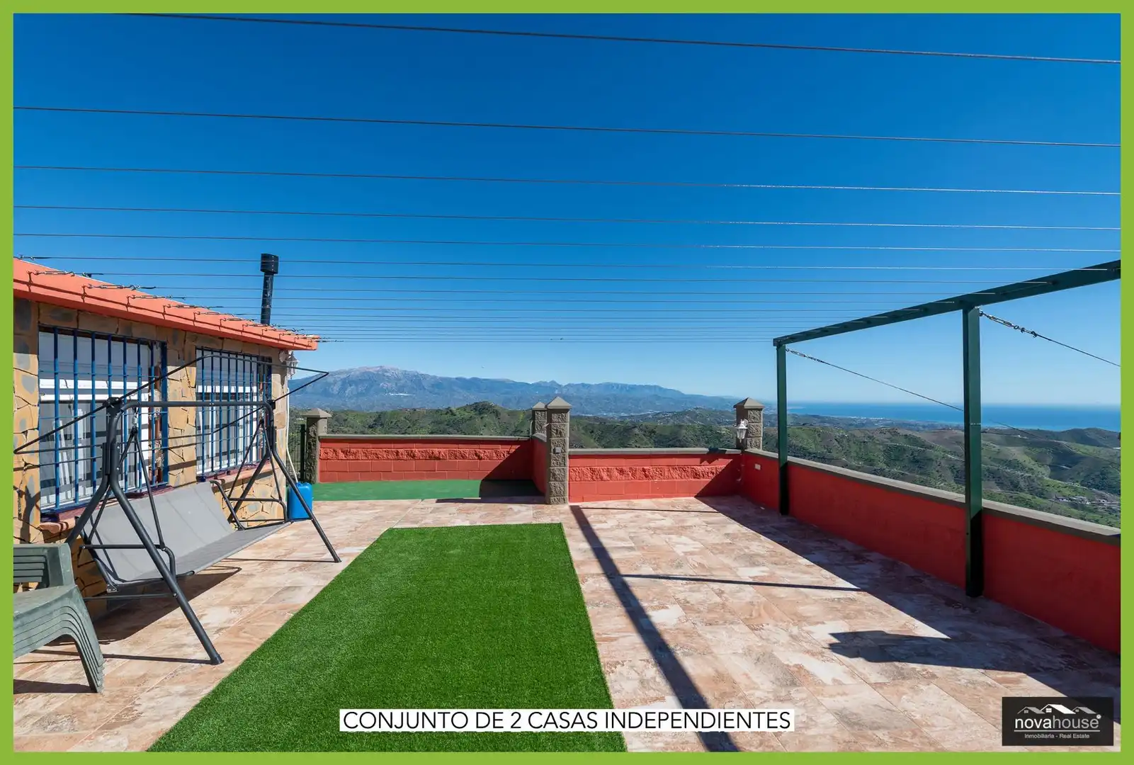 Terrace of Houses for sale in Moclinejo