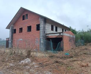 Exterior view of Building for sale in Barro