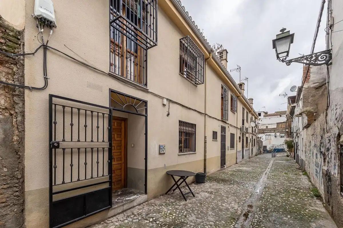 Exterior view of Houses for sale in Granada  with Air Conditioner, Heating and Terrace