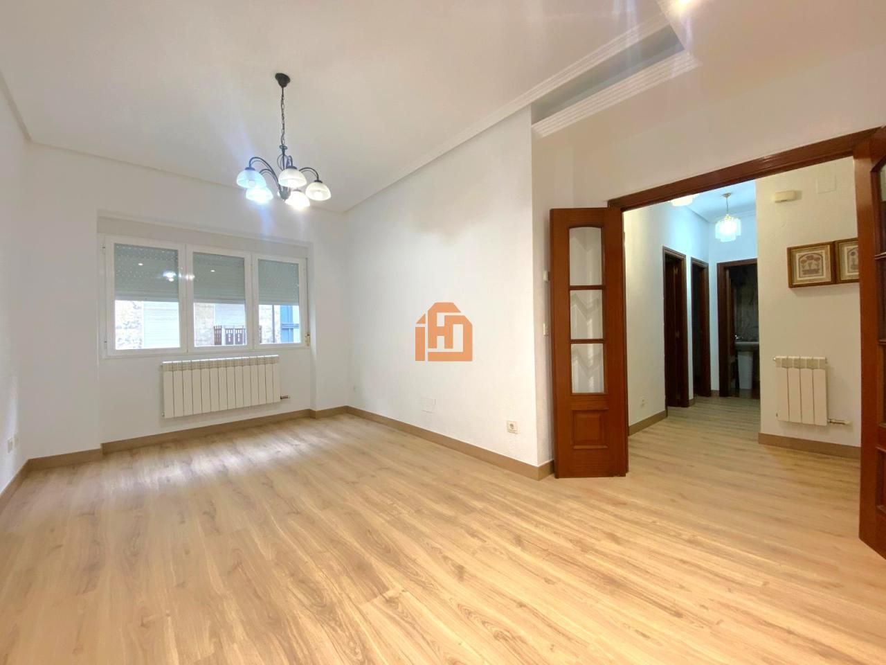 Living room of Apartment for sale in León Capital   with Heating, Parquet flooring and Storage room