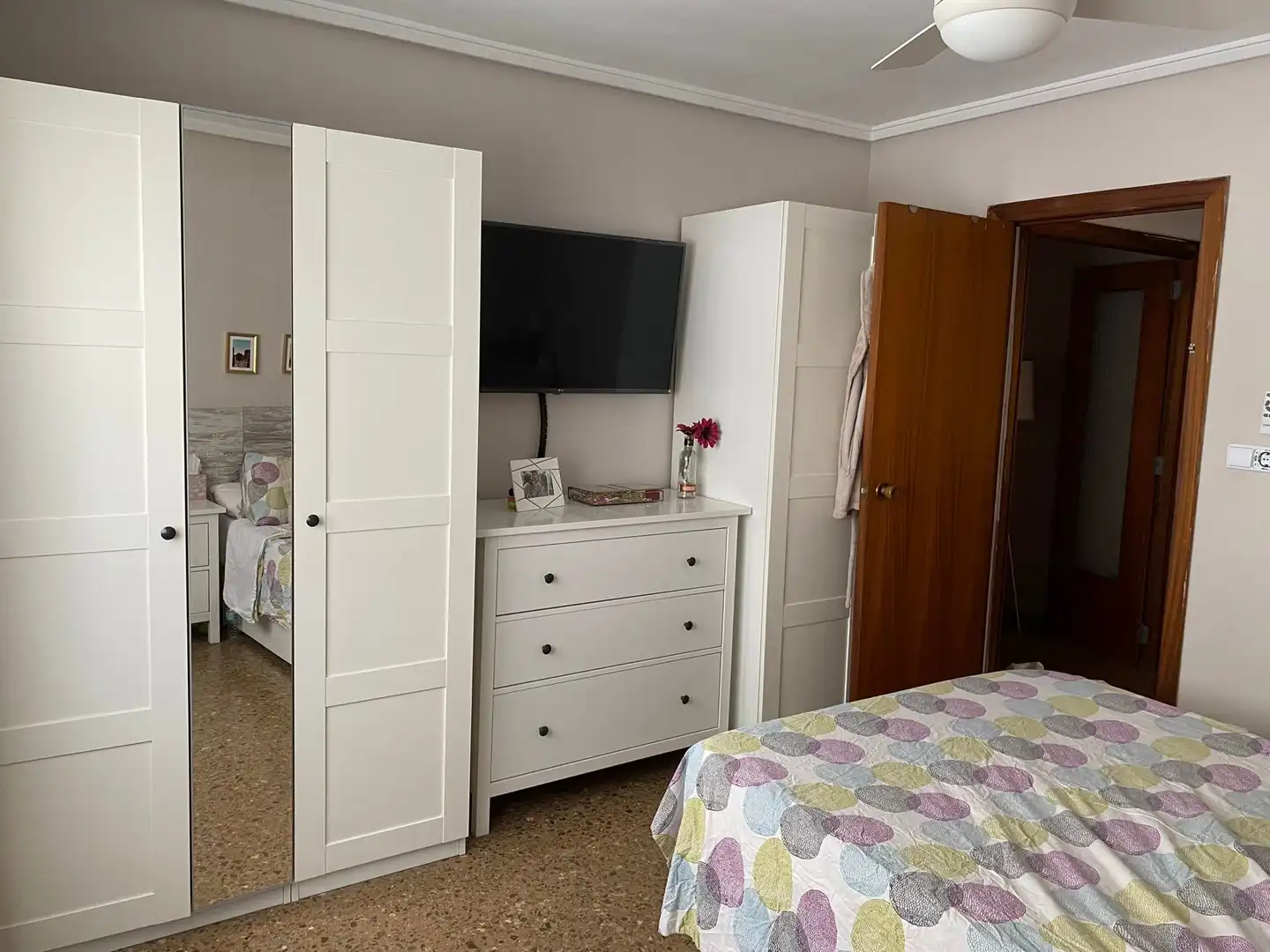 Dormitori de Apartament en venda en Valencia amb Moblat