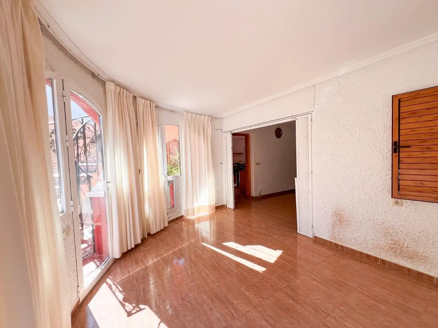 Sala d'estar de Casa adosada en venda en Torrevieja amb Calefacció, Jardí privat i Terrassa