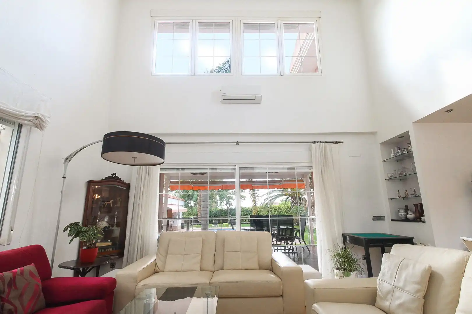Sala d'estar de Casa o xalet en venda en Alicante / Alacant
