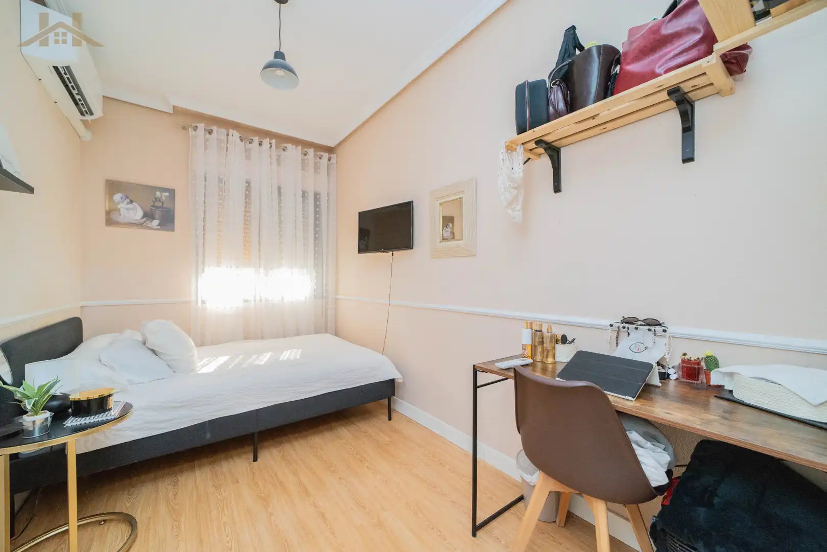 Bedroom of Duplexes for sale in Pinto  with Air Conditioner, Heating and Balcony