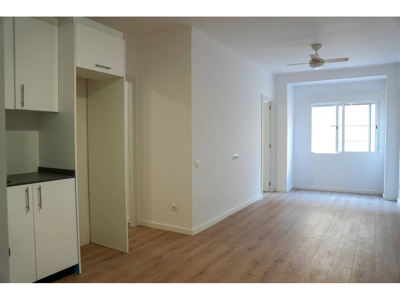 Flat for sale in Sabadell  with Parquet flooring and Alarm
