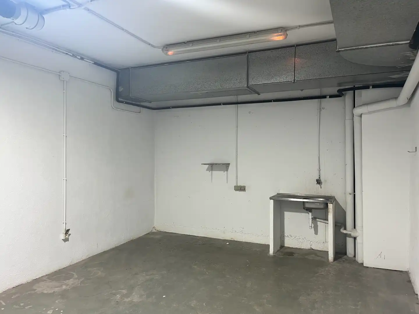 Nave industrial en venta en Riudellots de la Selva con Calefacción y Alarma
