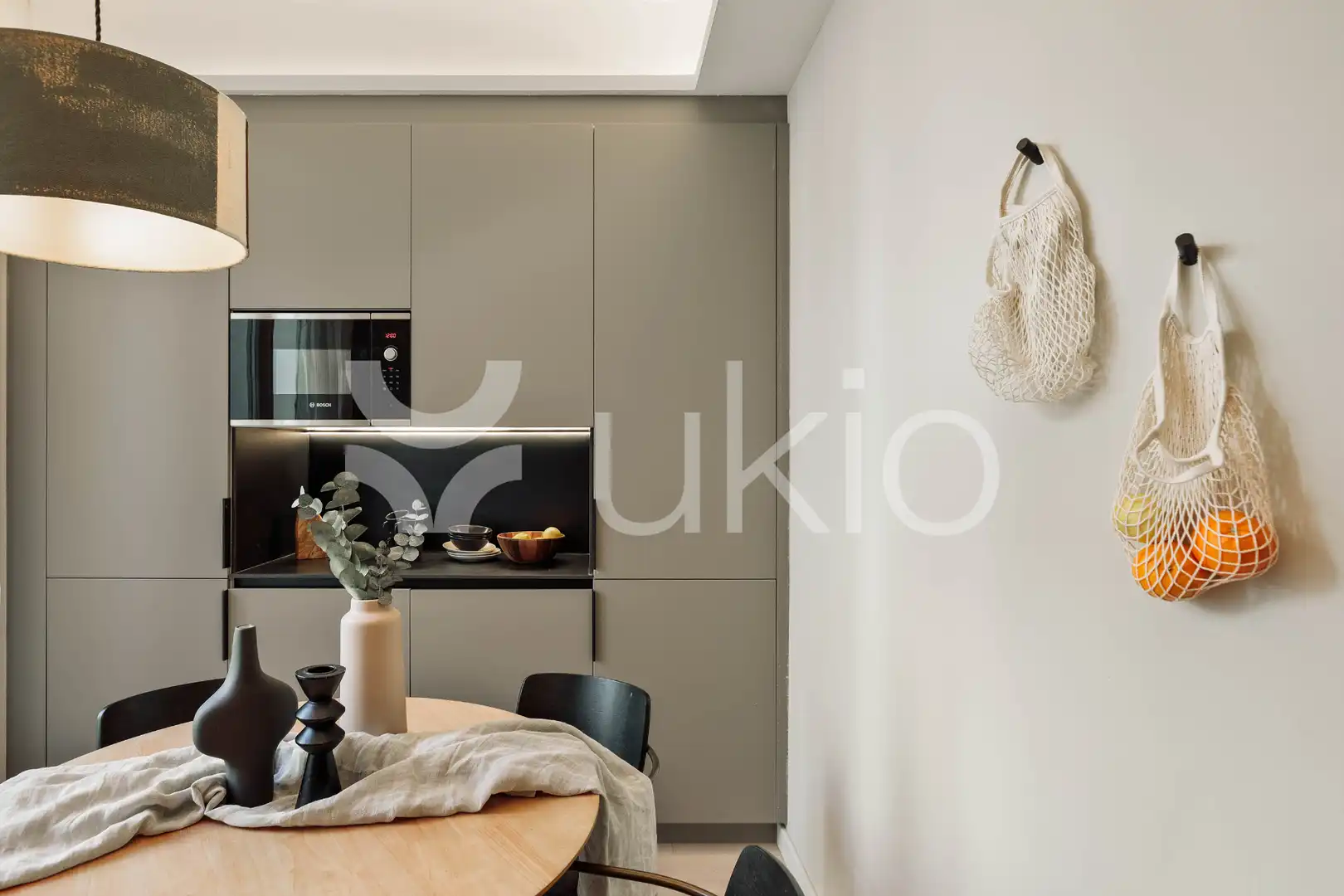 Cocina de Apartamento de alquiler en Barcelona con Aire acondicionado, Calefacción y Terraza