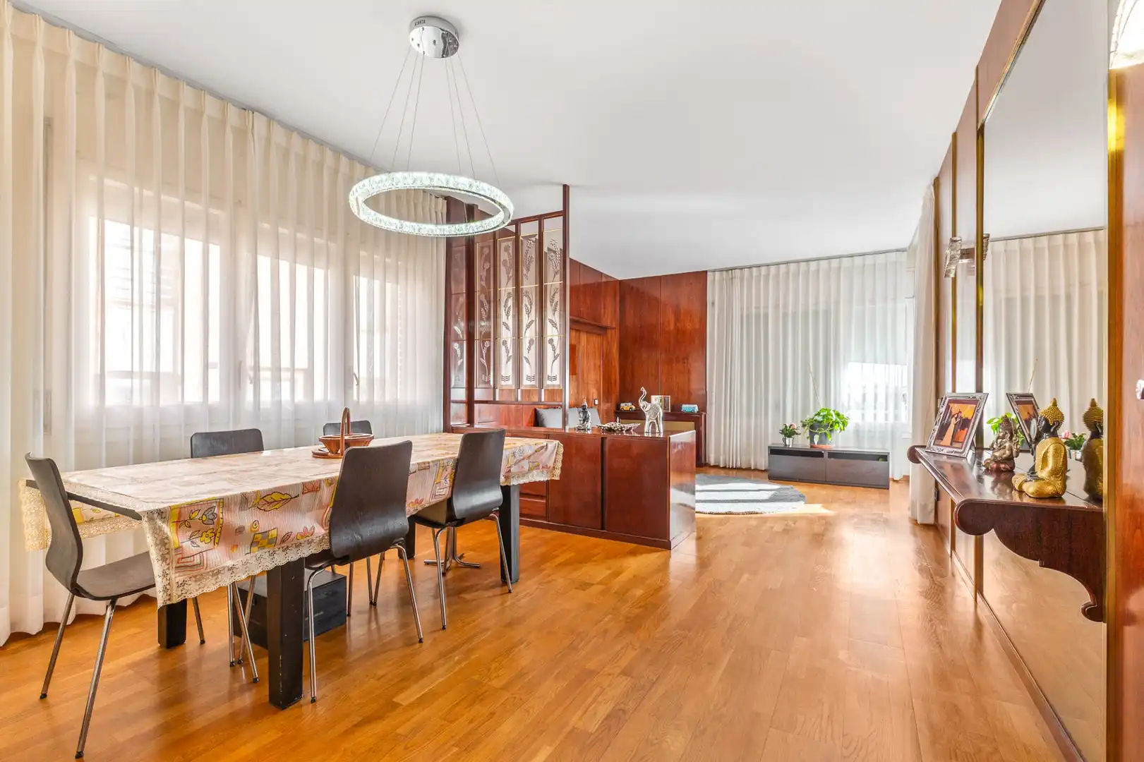 Comedor de Casa o chalet en venta en Sant Just Desvern con Aire acondicionado, Calefacción y Terraza
