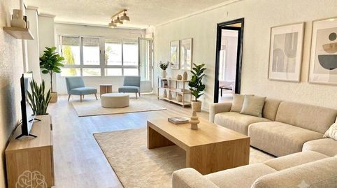 Foto 3 de Apartamento en venta en Calle de Clemente Gosálvez, Centro - Muelle Pesquero, Torrevieja