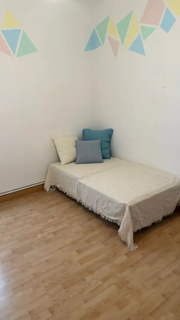 Schlafzimmer von Wohnung zum Verkauf in Rubí mit Heizung, Ofen und Balkon