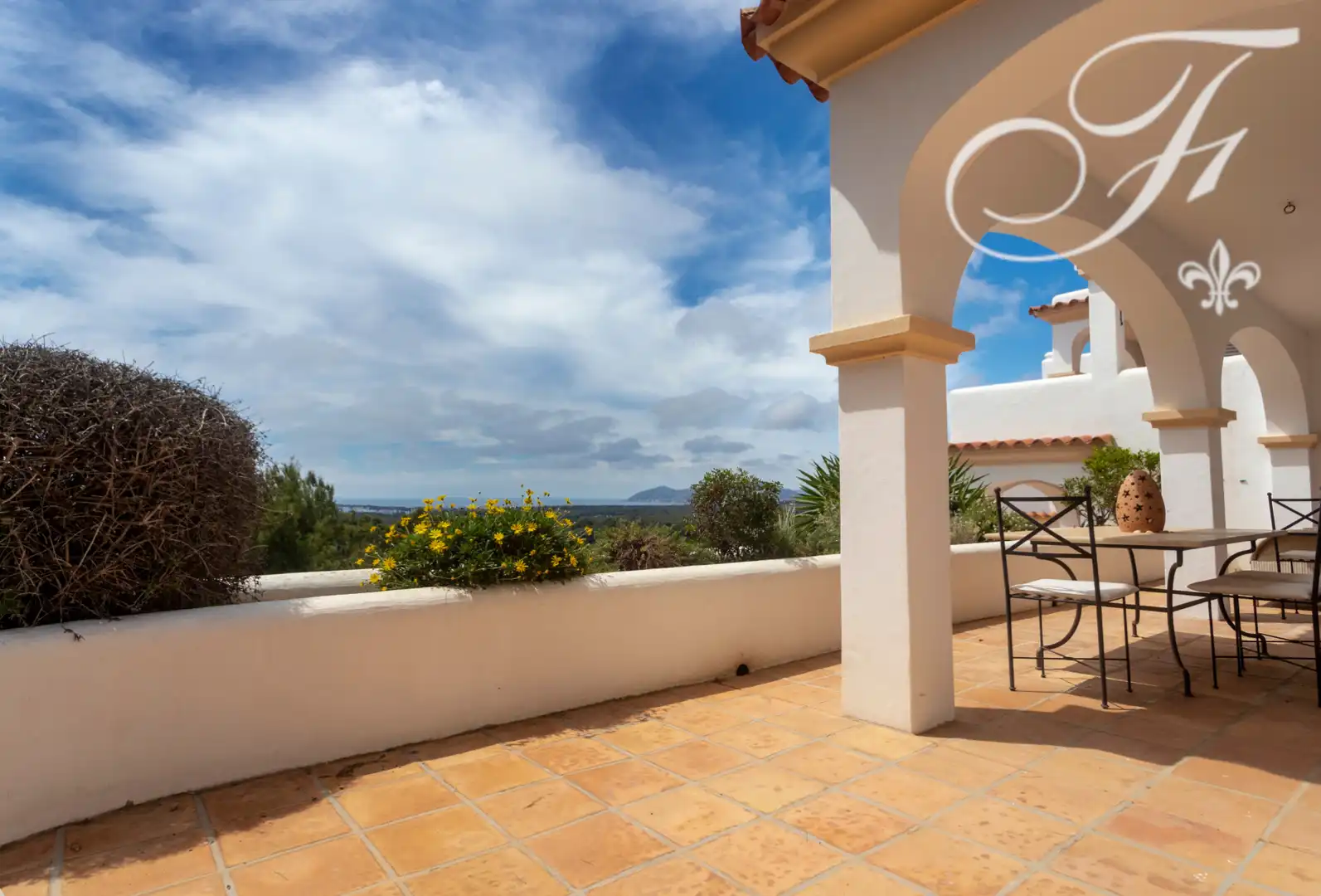 Terraza de Casa adosada en venta en Santa Eulària des Riu con Aire acondicionado, Jardín privado y Terraza