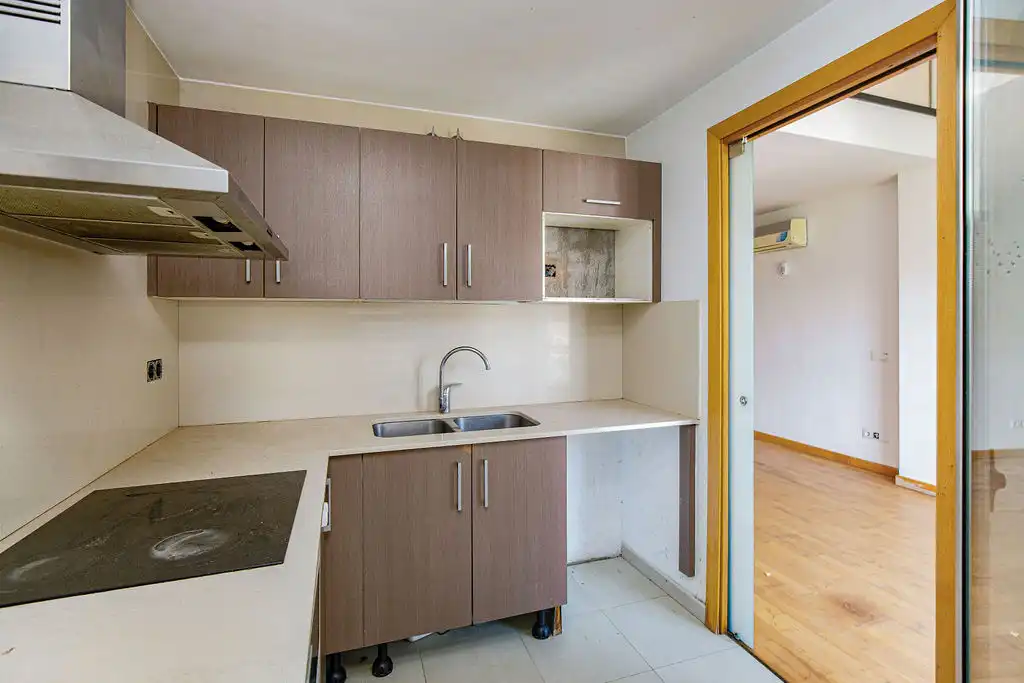 Kitchen of Flat for sale in Girona  with Heating and Storage room