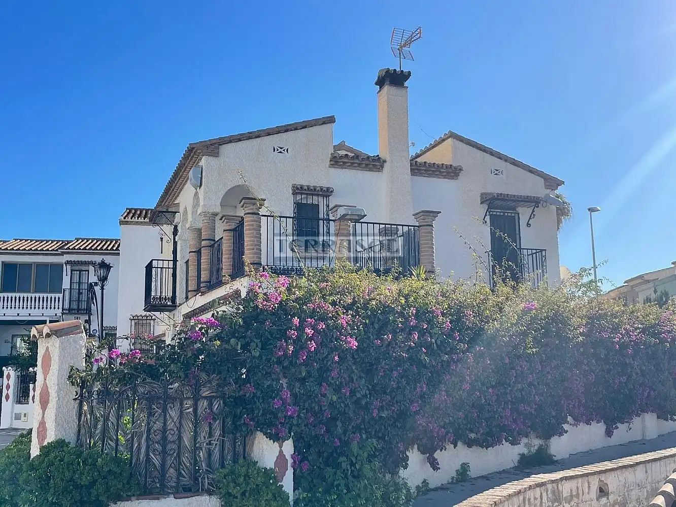 Vista exterior de Casa o chalet en venta en Vélez-Málaga con Aire acondicionado, Calefacción y Terraza