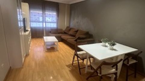 Foto 2 de Apartament en venda a Villaquilambre, León