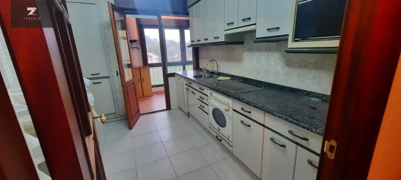 Kitchen of Flat for sale in Villacarriedo  with Heating