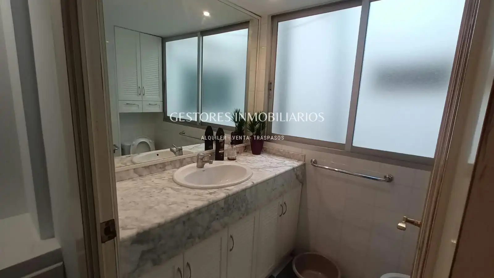 Badezimmer von Maisonette zum Verkauf in Centre - Zona Alta  
